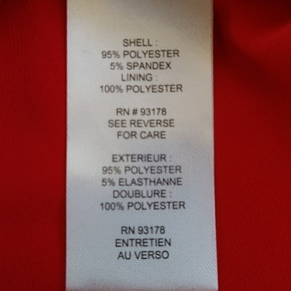 NEW Tahari Buckle Scrunch V Neck Top M Red - Picture 9 of 13